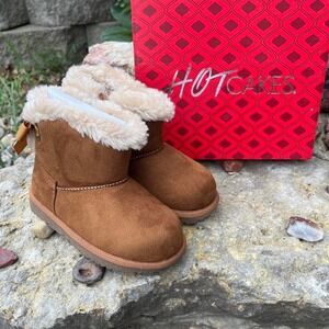 Hotcakes brown suede girls ankle boots with fur lining Size 7-7.5